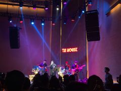 -TZ House音乐现场(来福士中心店)