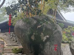 -石峰岩寺