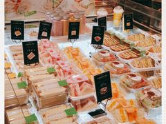 -罗森尼娜(德思勤店)