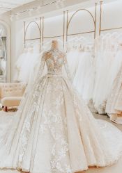 -艾米丽婚纱礼服