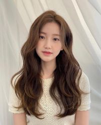 -变画·发型STUDIO