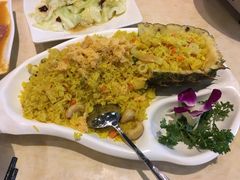 菠萝海鲜炒饭-泰米·休闲餐厅