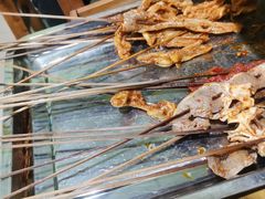 -灌县老妈砂锅串串香(万科红生活广场店)