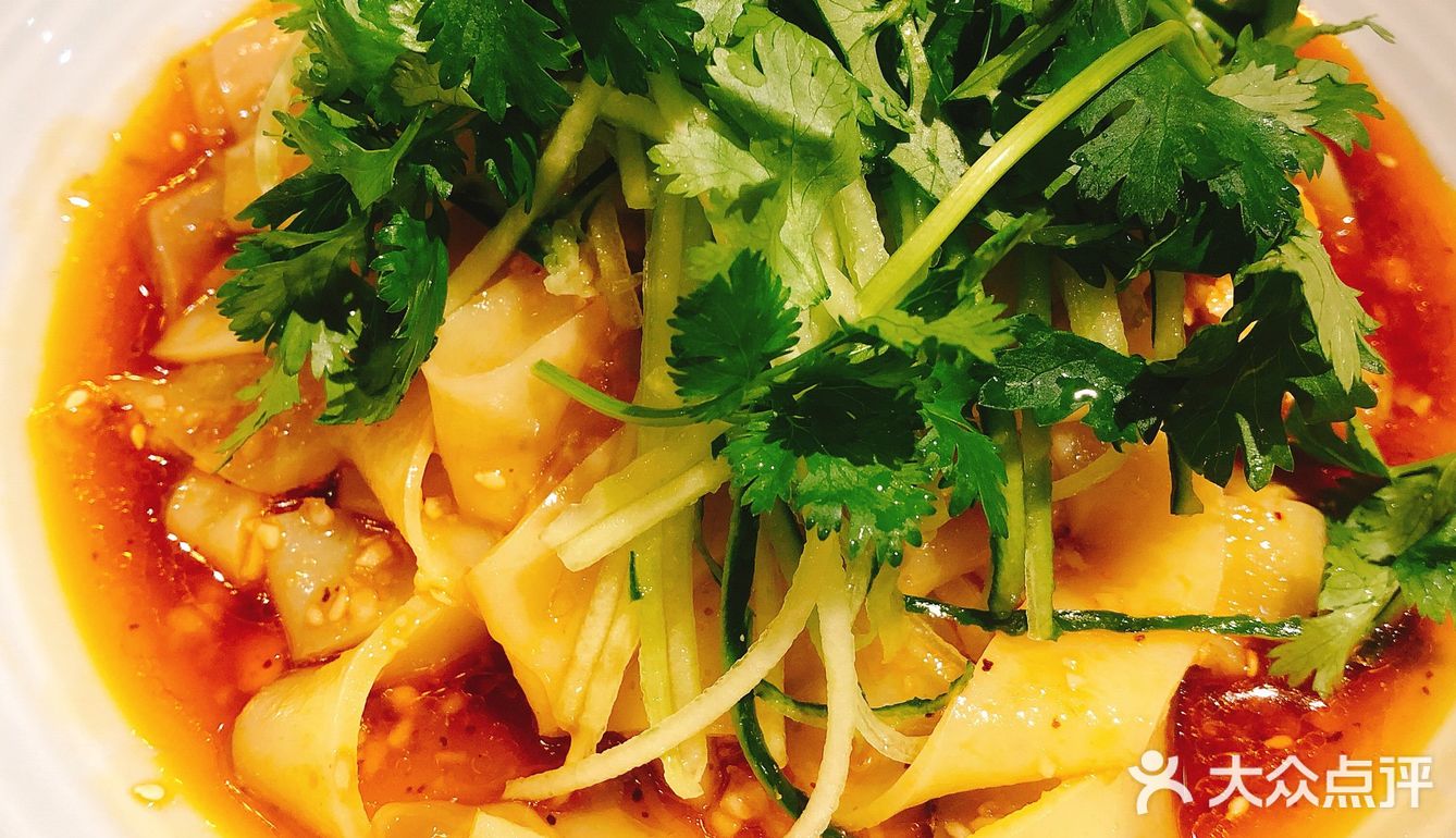 好吃(๑´ڡ`๑) 因为去了营业时间有误的店铺