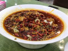 传统手法水煮肉-桃子餐厅·天津菜(红星路直营店)