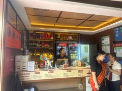 -魏铭鱼头捞饭(晋阳路店)