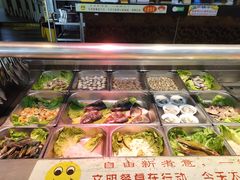 自助取餐区-尚品海鲜肥牛自助火锅(湖明店)