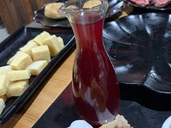 -果松木炭酸菜铜火锅·外婆参鸡汤