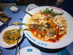 -坛宗剁椒鱼头(河西王府井店)