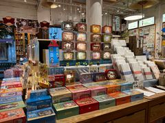 -猫的天空之城概念书店(杭州南宋御街店)