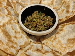 -挂旗柴锅鸡(蚌山区嘉年华店)