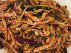 鱼香肉丝-大眼锅贴饺子(河西店)