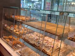 -巴黎贝甜(大宁国际商业广场店)