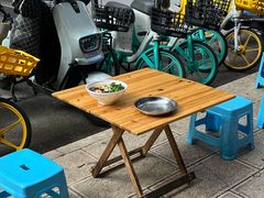 -文山荷鲜居(翠湖店)
