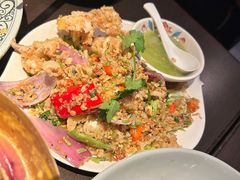 -大头虾越式风味餐厅(光明广场店)