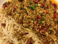 油浸鱼（四代）-堂瓦里·33年传统赣菜(第一街区店)