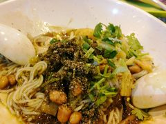 -海口骑楼小吃街