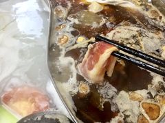 鸳鸯锅-肥婆麻辣火锅.顺德首创药材麻辣火锅(容桂店)