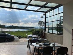 -夏屿湖畔.落日湖景餐厅(普者黑景区店)