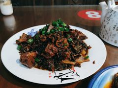 肉烧梅干菜-缘来聚·徽菜名店(黄山宏村店)