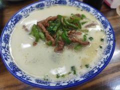 -雪琴面馆富安特色鱼汤面(城中花园店)