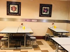 大堂-民间老鸡汤面馆(中山北路店)
