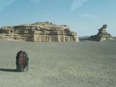 -敦煌雅丹国家地质公园