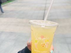 -瑞幸咖啡(凯德虹口龙之梦店)