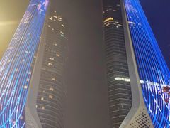-南京眼步行桥