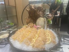 -红鼎豆捞·非遗鲍皇汤火锅(宝丰路店)