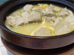 -阿瓦山寨·湘菜现炒·剁椒鱼头王(咸阳总店)