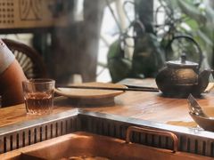 -老牌坊云南鱼豆花火锅(爱建店)