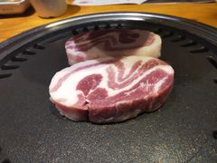 -唯成•韩国炭火烤肉 유성고기