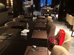 -唐拉雅秀酒店-西锦汇空中BBQ·思创餐厅