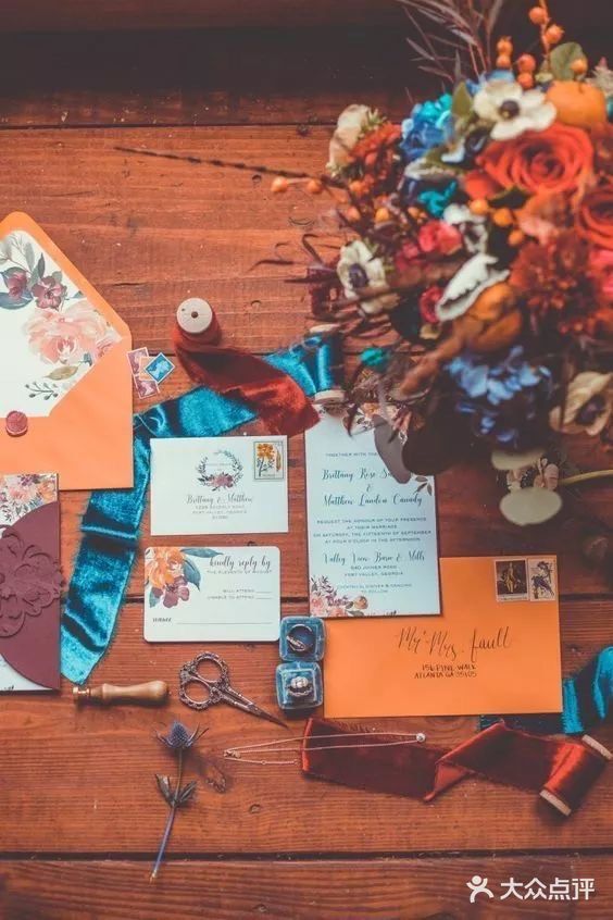  【秋意浓】主题婚礼请柬设计，太美了~