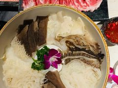 川门毛肚七绝-哥老官重庆美蛙鱼头(西湖银泰十一哥店)