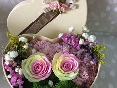 &nbsp;爱心盒子花-容玉花店