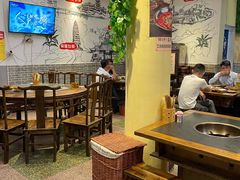大堂-盐井记·自贡美蛙鲜锅兔(中和店)