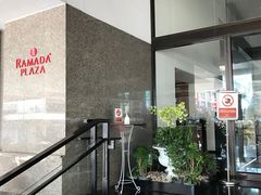 -曼谷湄南河畔华美达广场酒店