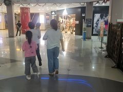 -大摩华尔街生活广场