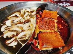 -大龙燚火锅(天钥桥路店)