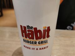 -The Habit Burger Grill 哈比特汉堡(爱琴海店)