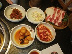 -草家酱蟹炭火烤肉店(珲春南路一店)