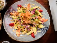 牛油果三文鱼沙拉-白石的深夜食堂(大上海店)