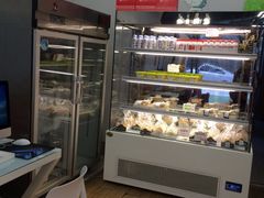面包甜点陈列柜-iFood甜嫩嫩(江东北路店)