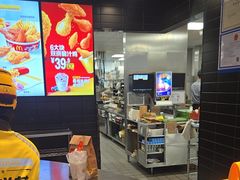 -麦当劳(北苑秋实路店)
