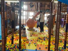 -蒙特利亲子乐园