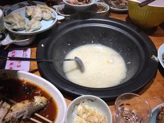 蒸海鲜汁大米粥-三个渔夫·蒸汽海鲜(小白楼店)