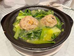 蟹粉狮子头-镇扬菜馆