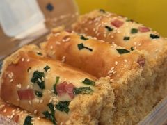 -鲍师傅糕点(青年汇店)